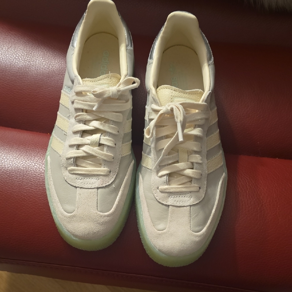 Adidas Sambae Sneakers in Gray With Transparent Green Sole, Sz 11 - Picture 2 of 8